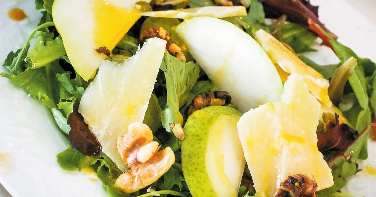 Receita saudável: salada de pera