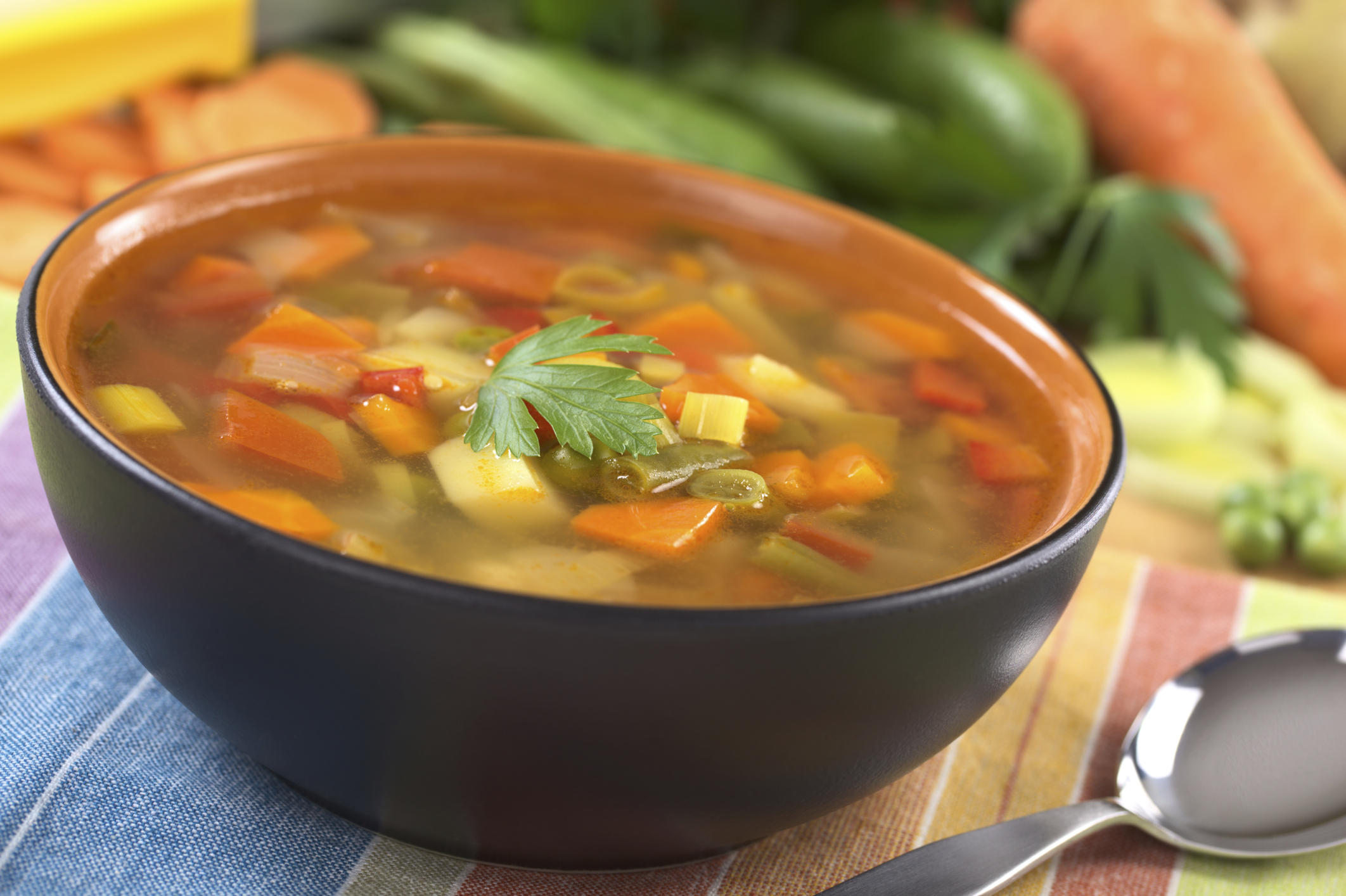 Sabia que comer sopa emagrece?