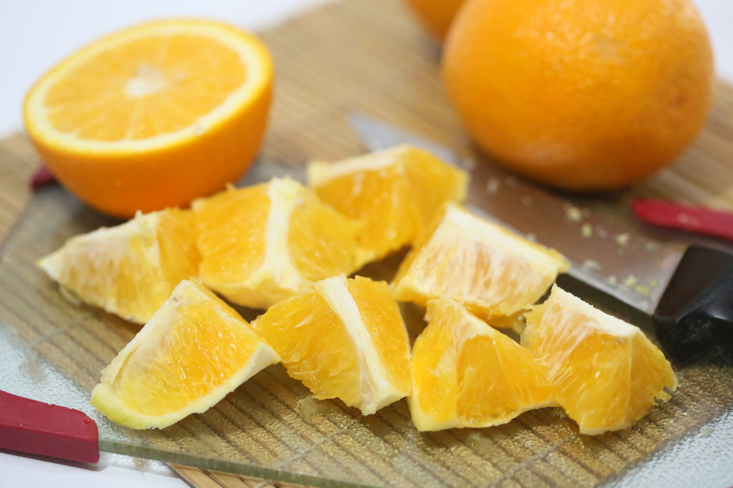 Mitos e verdades sobre o sumo de laranja natural