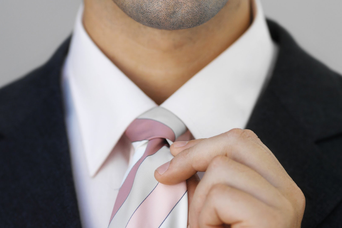 Afinal como se faz o nó de gravata?