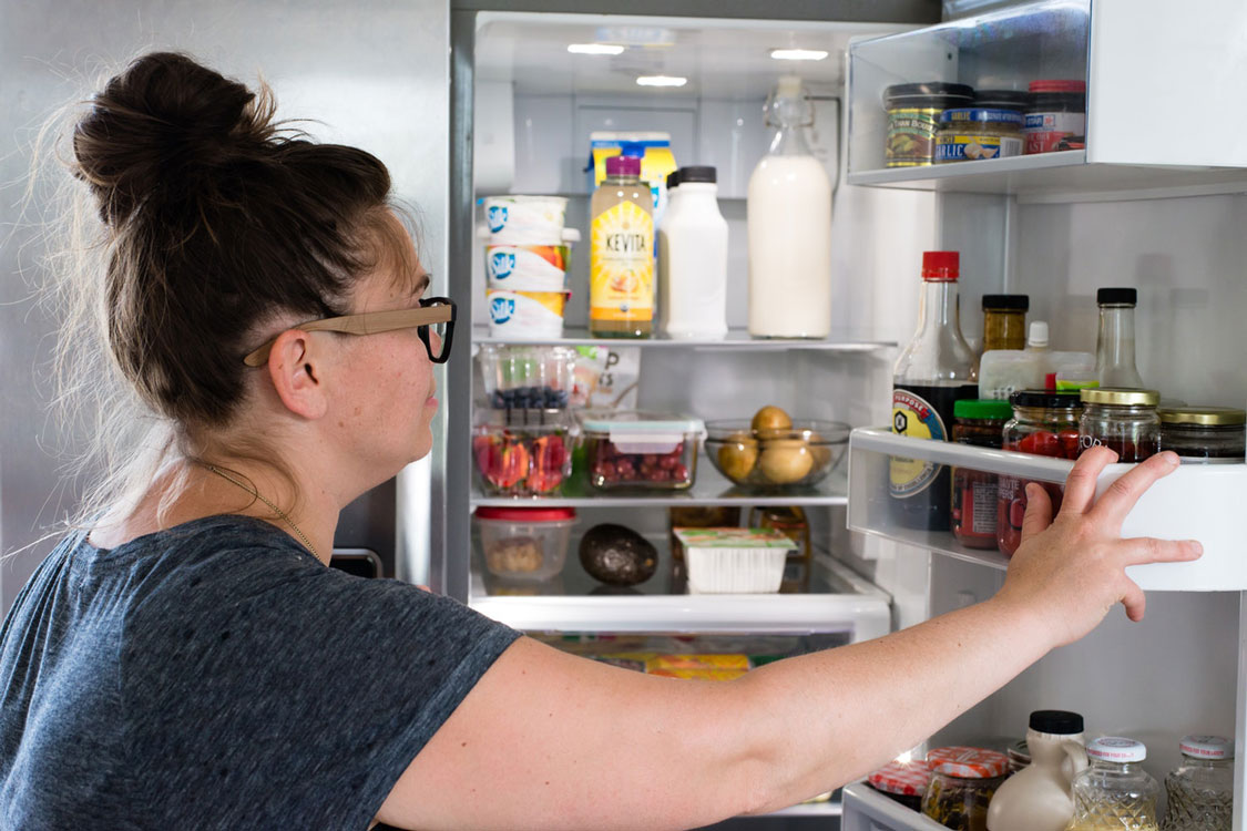 (Quase) todos nós cometemos estes erros ao arrumar o frigorífico!