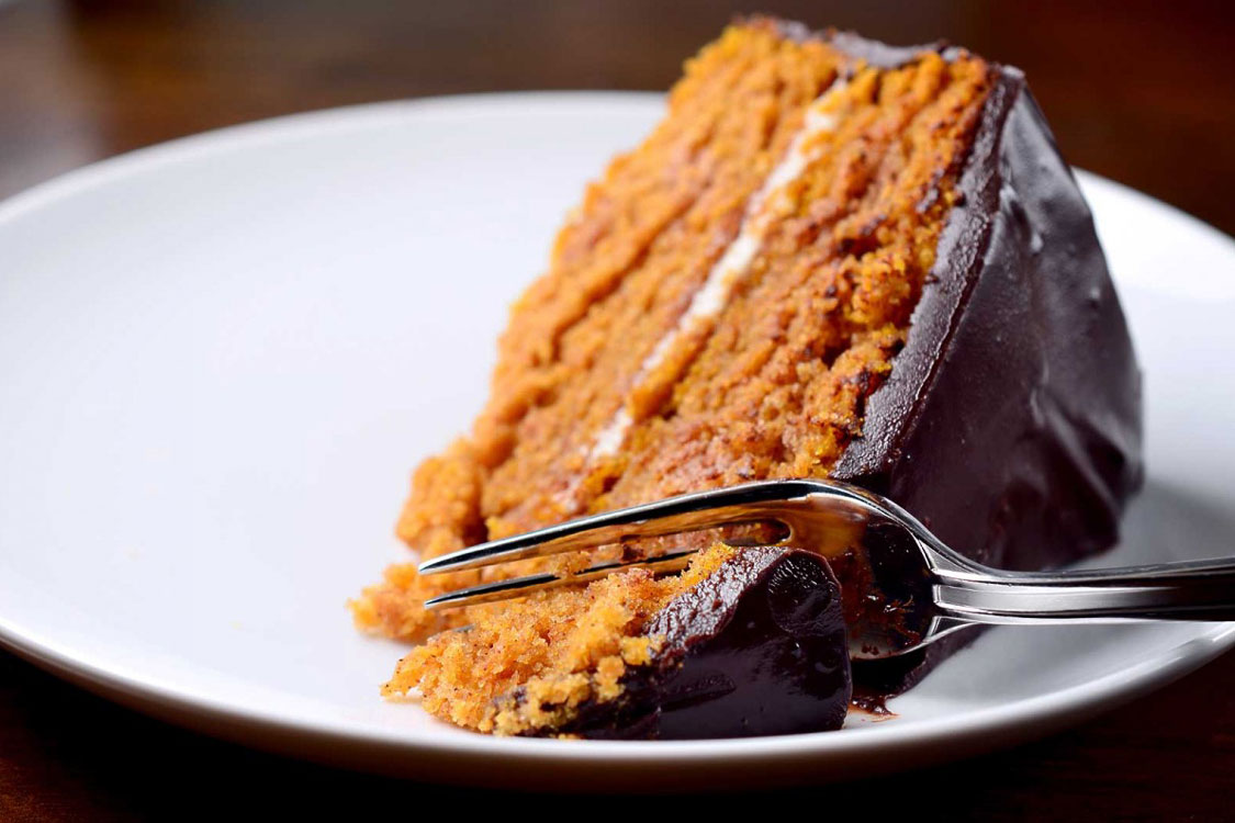 Adoce o Dia dos Namorados com um bolo de chocolate e abóbora!