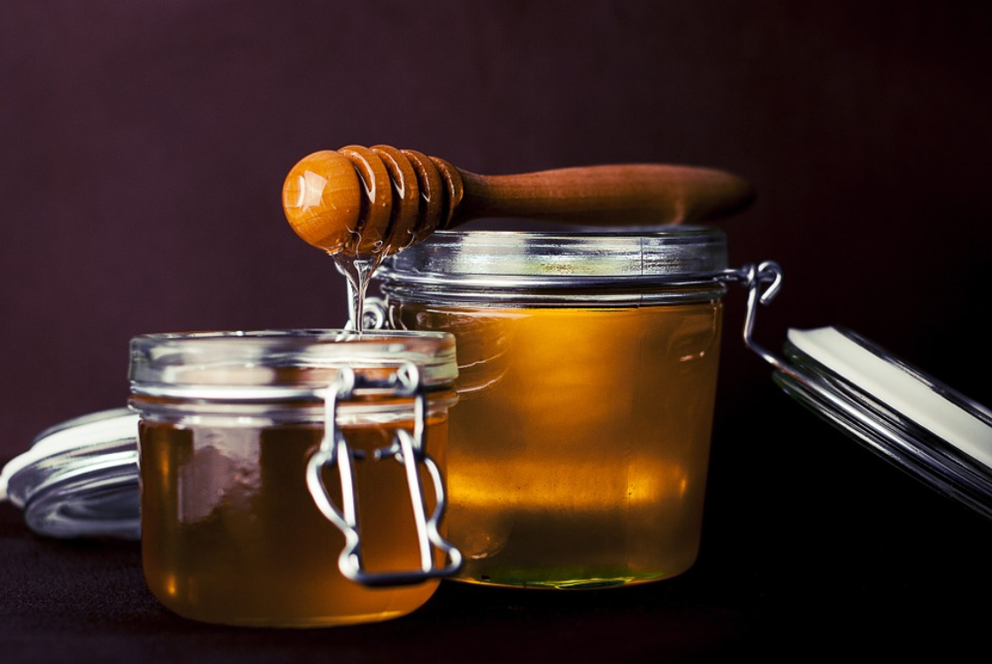 Sabia que existe mel… falso?