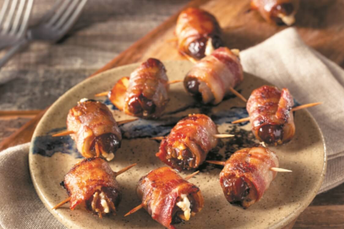 Tâmaras recheadas com bacon: a perfeita união entre o doce e o salgado!