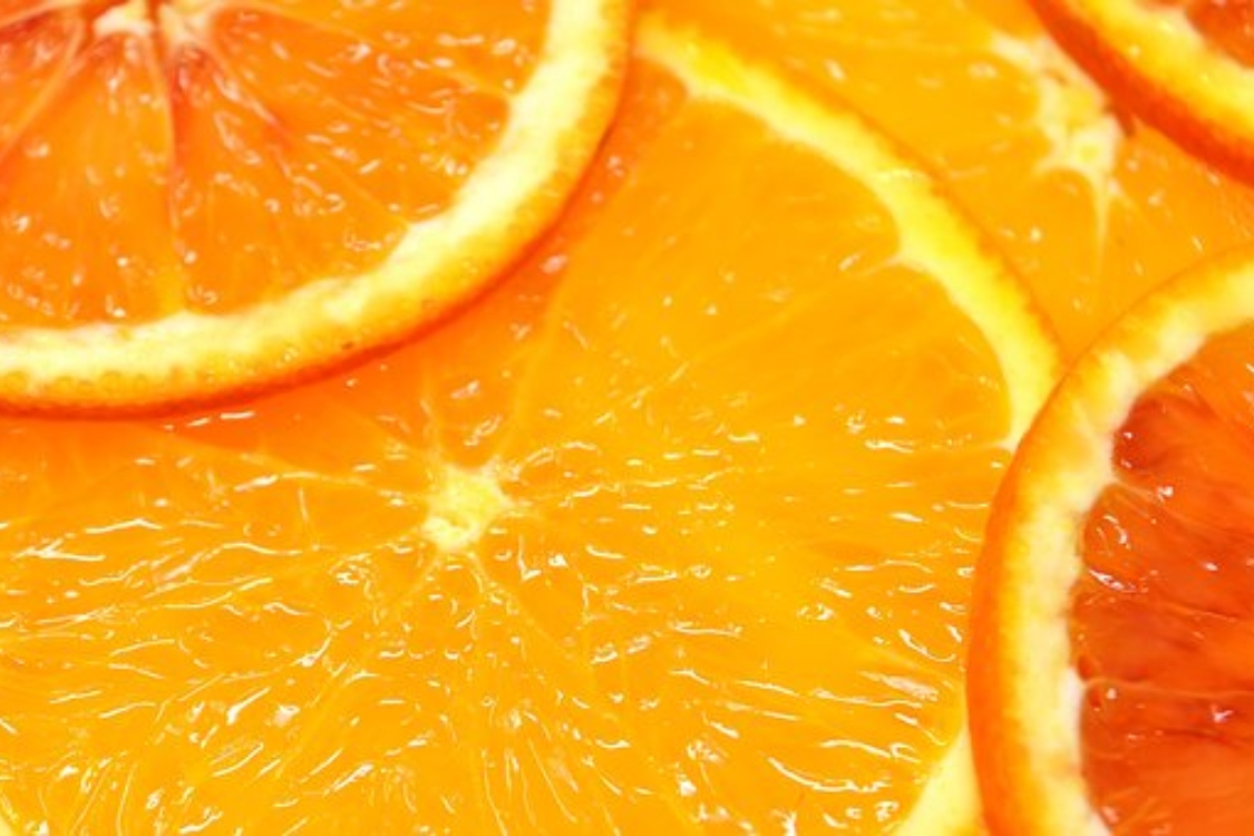 Será que comer laranjas à noite faz mal? Eu explico tudo!