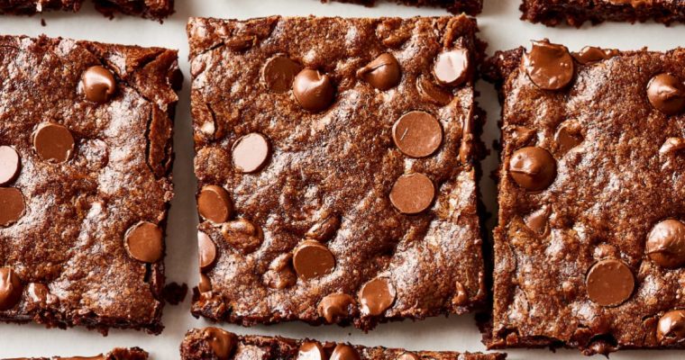 A receita mais fácil que existe de brownies de chocolate!