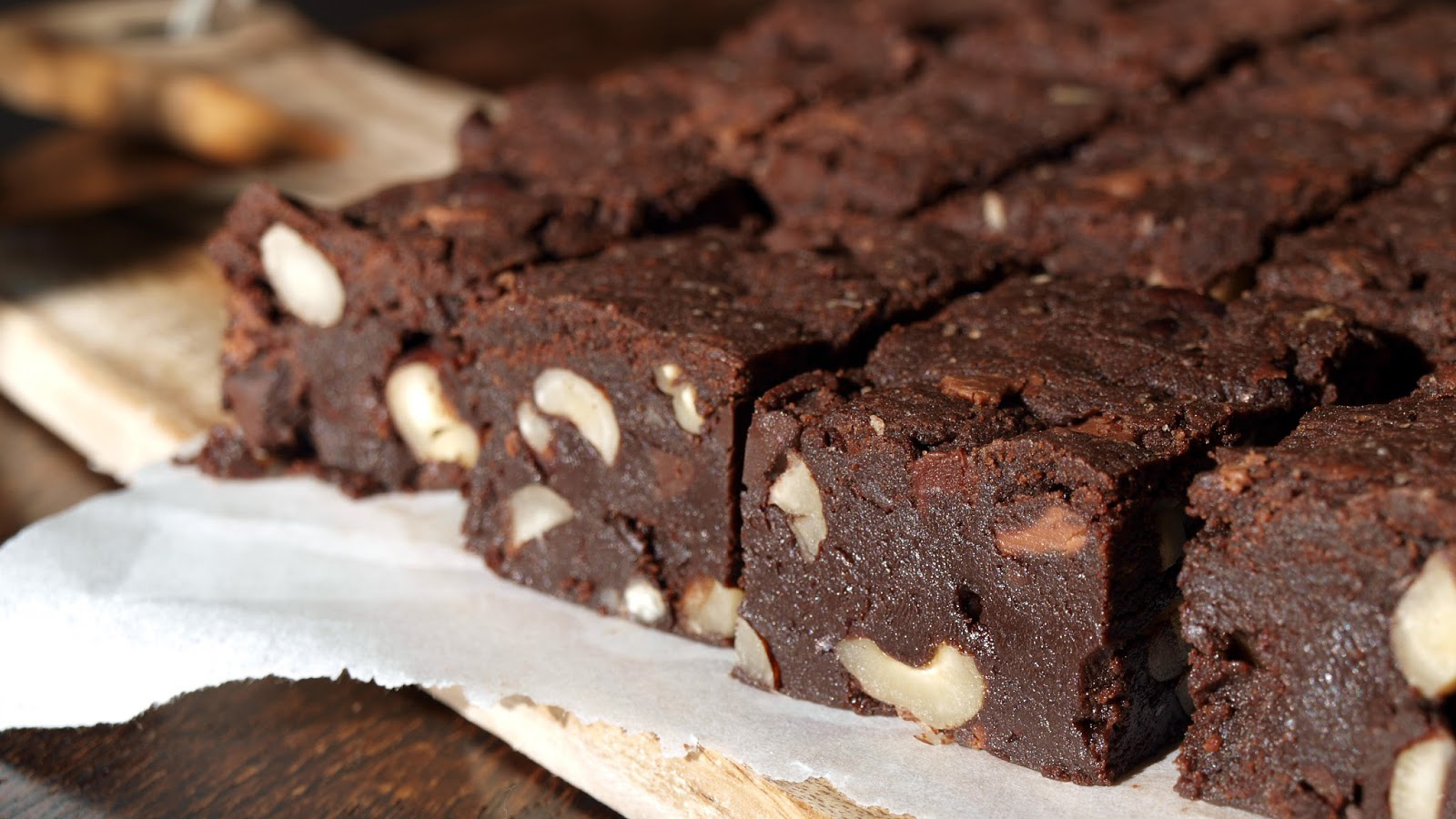 DELICIA DE CHOCOLATE COM AVELÃS