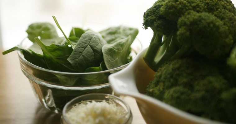 10 alimentos que protegem os ossos