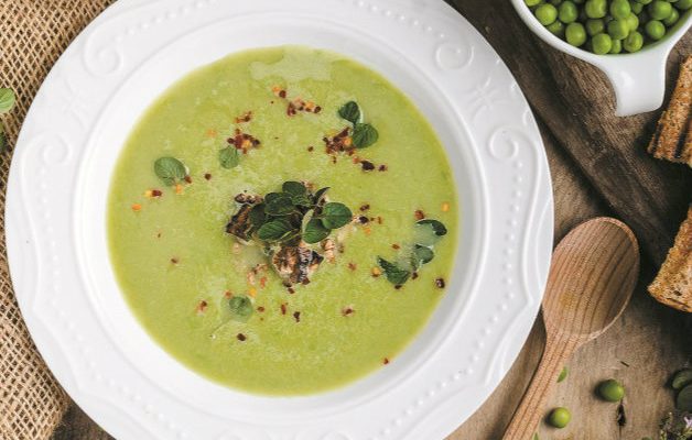 Receita de sopa aveludada de ervilhas