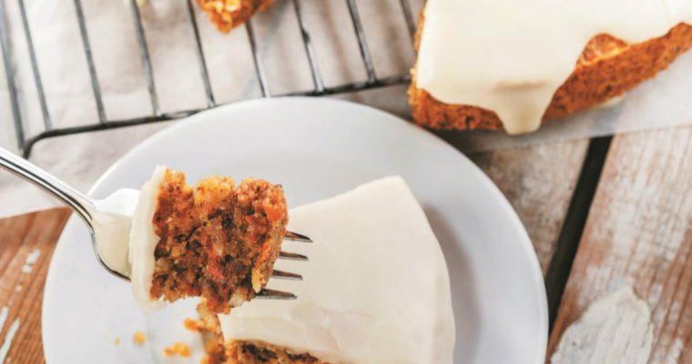 Receita de bolo de cenoura e frutos de casca rija