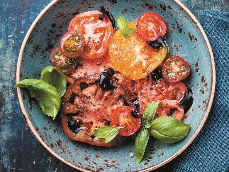 A receita de salada de tomate à minha maneira