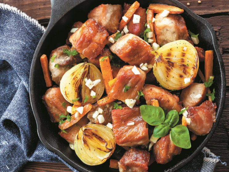 Carne de porco com legumes