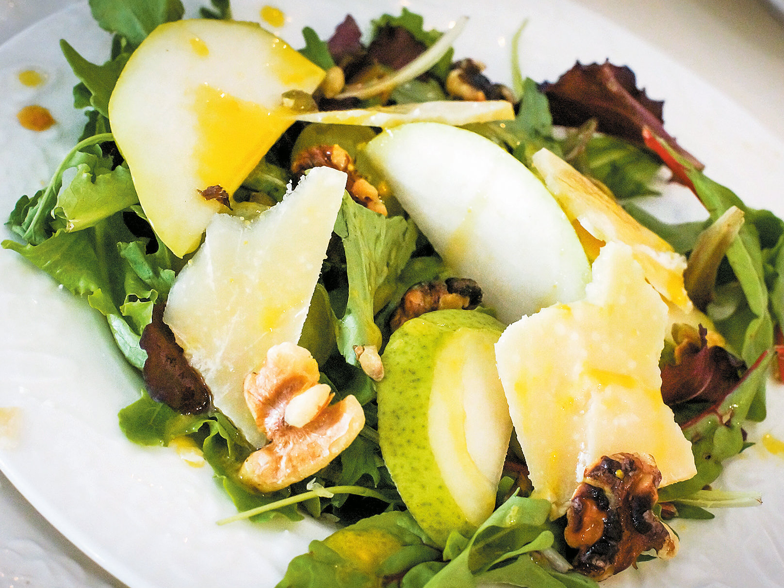 Receita saudável: salada de pera