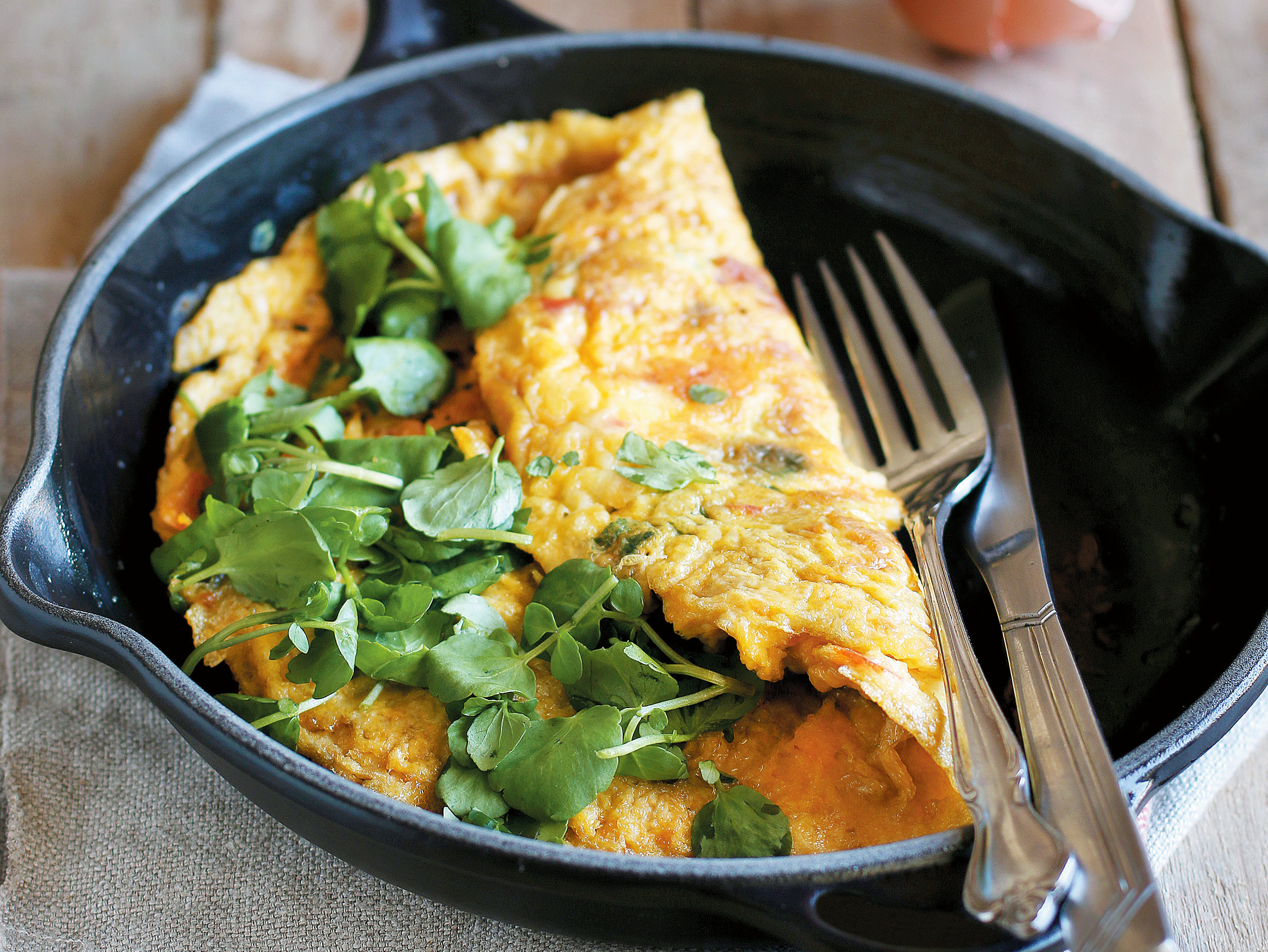 Omeleta com agrião de água