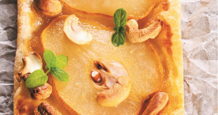 Doce e saboroso: folhado de pera e caju