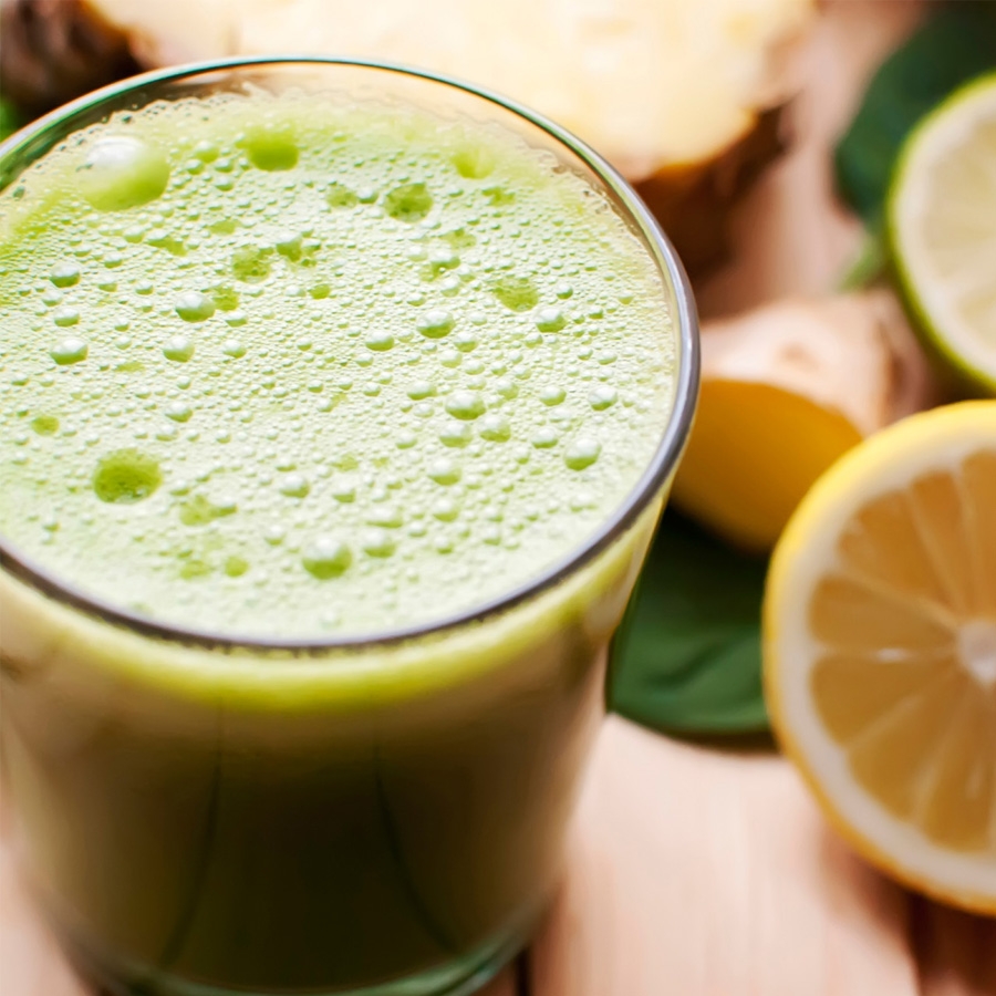 Combine sumo de limão com chá verde e emagreça