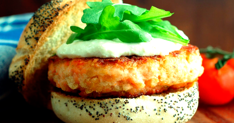 Hambúrguer de salmão