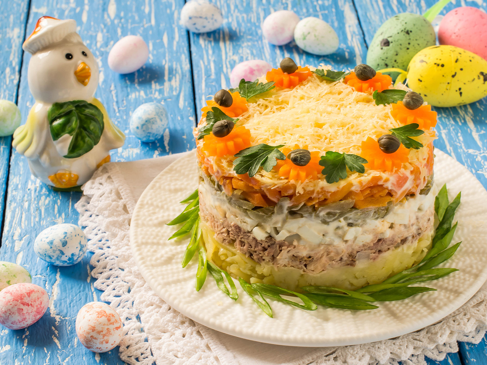 Receita de torre de atum para a Páscoa