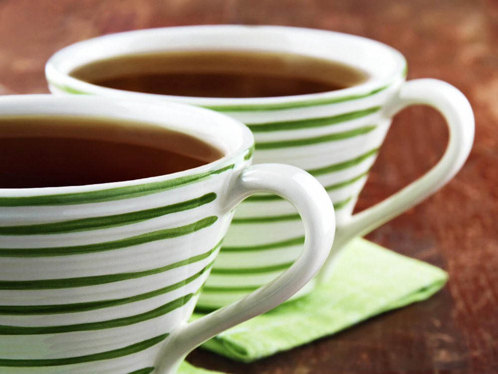 Conheça o poder dos chás detox