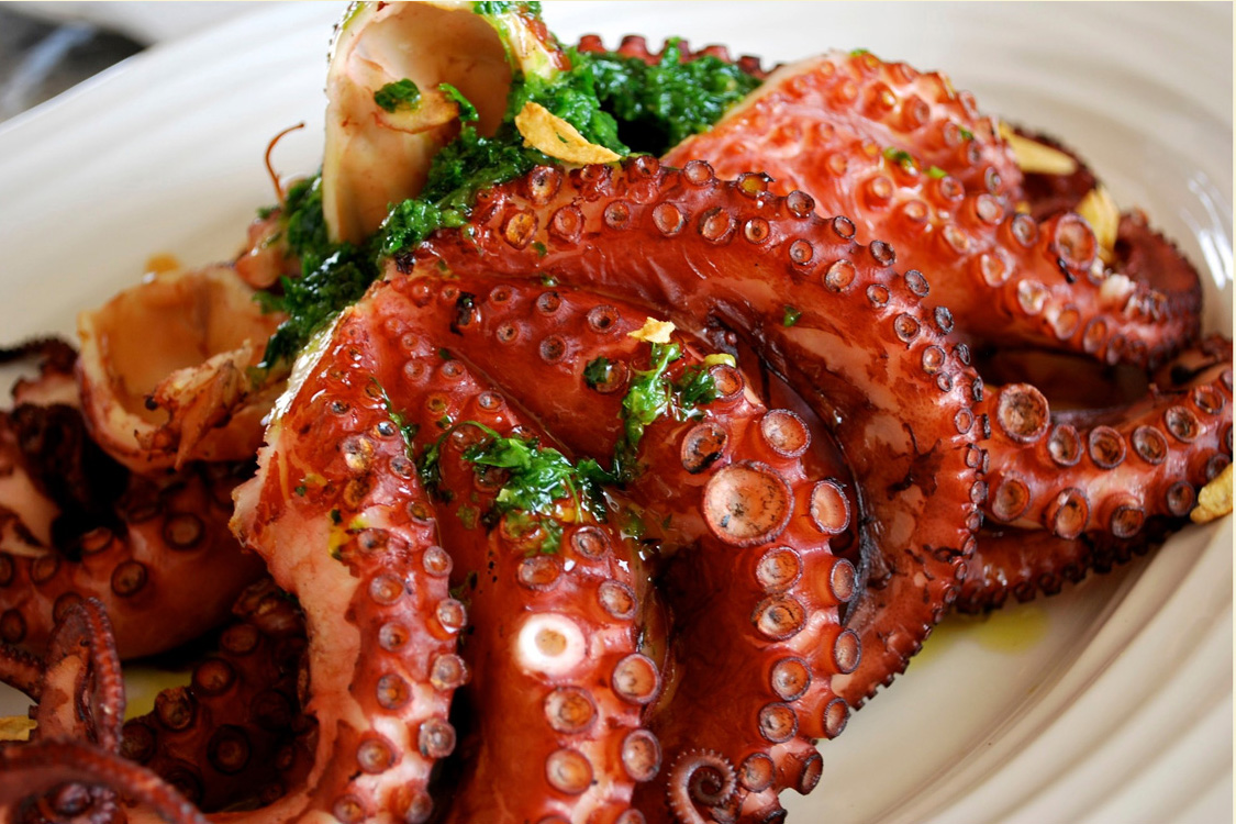 Polvo à lagareiro com batatas a murro