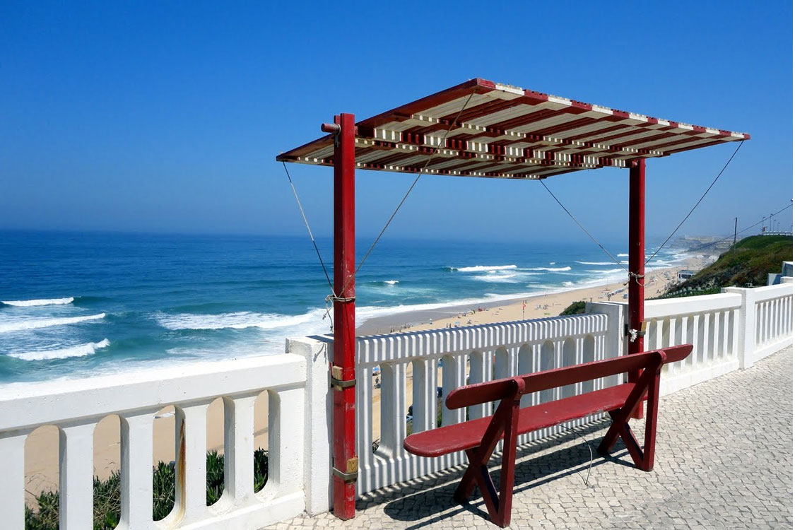 Santa Cruz: um paraíso perto de Lisboa