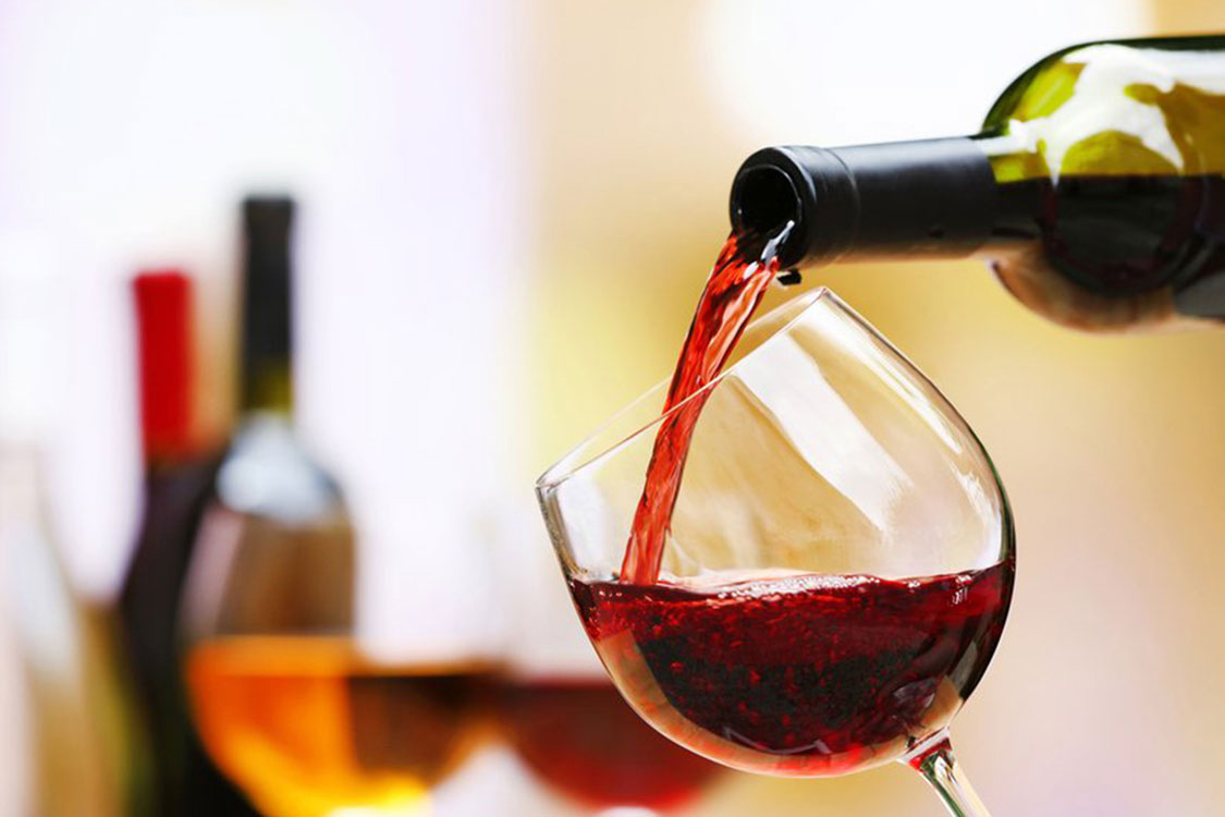 Tragam o copo de vinho