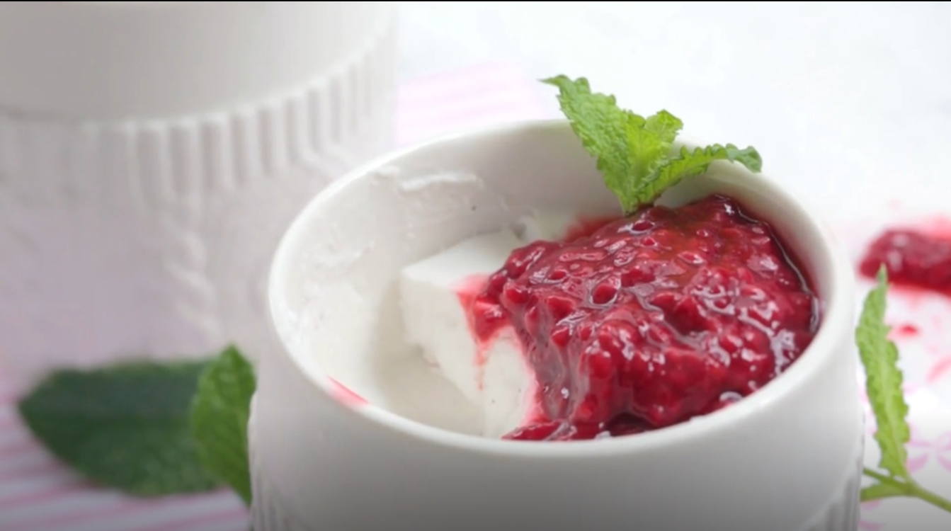 Panna cotta sem lactose e sem açúcar: vou ter uma Páscoa tããão saudável!