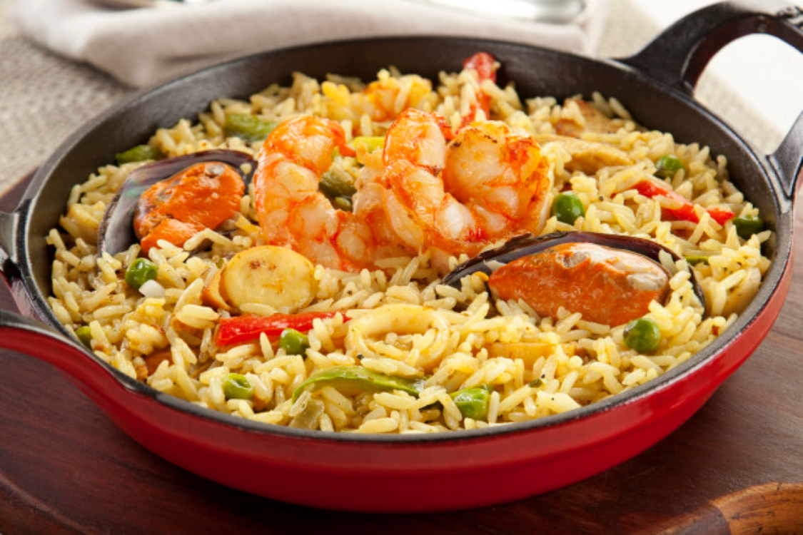 Coma o arroz à valenciana que quiser nesta Páscoa!