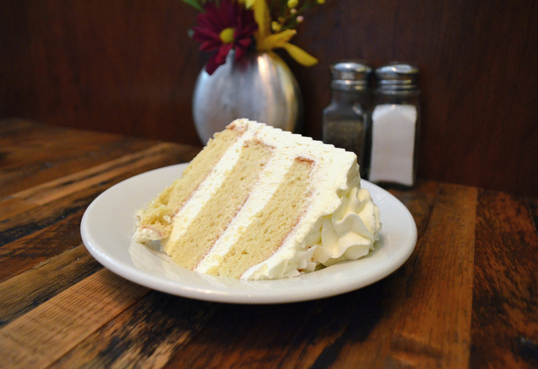 Receita irresistível de bolo de baunilha