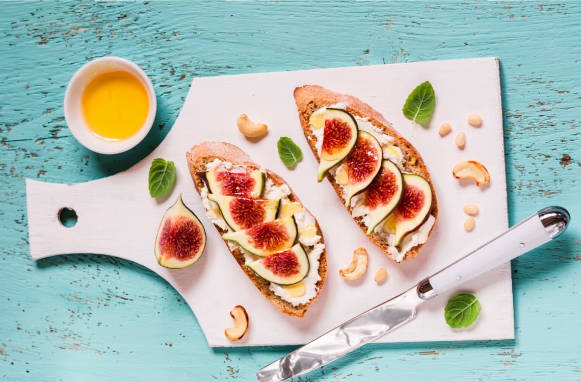 Bruschetta de figos e mel