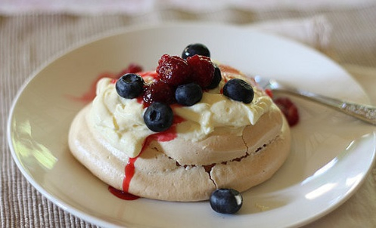 Pavlova de frutos vermelhos