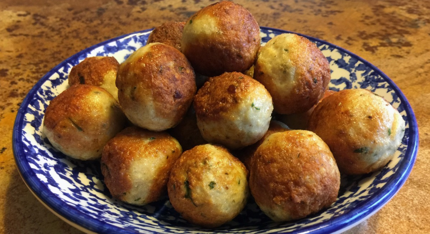 Bolinhos de bacalhau no forno