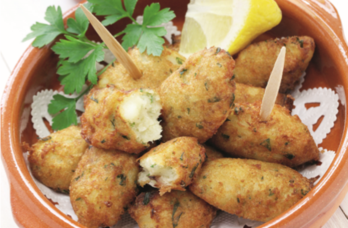 Pastéis de bacalhau com flocos de batata