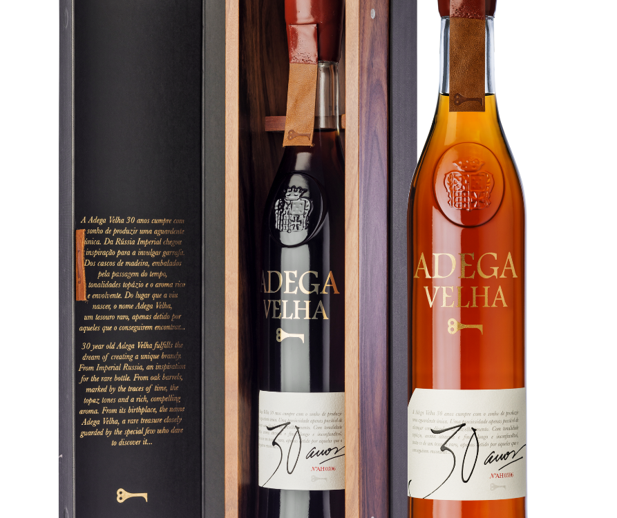 Celebre o próximo Dia do Pai com Adega Velha!