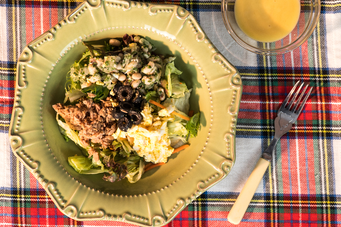 Salada de atum e feijão-frade