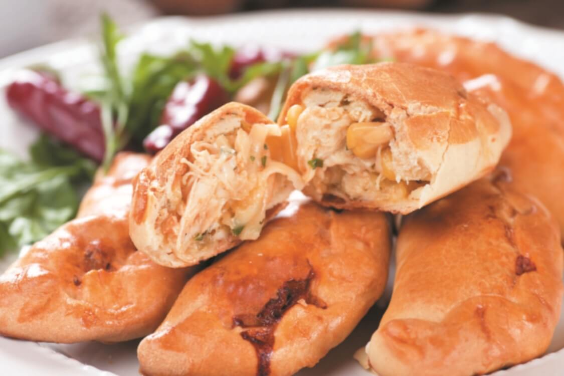 Receita de pastéis de frango com milho: tem mesmo de provar!
