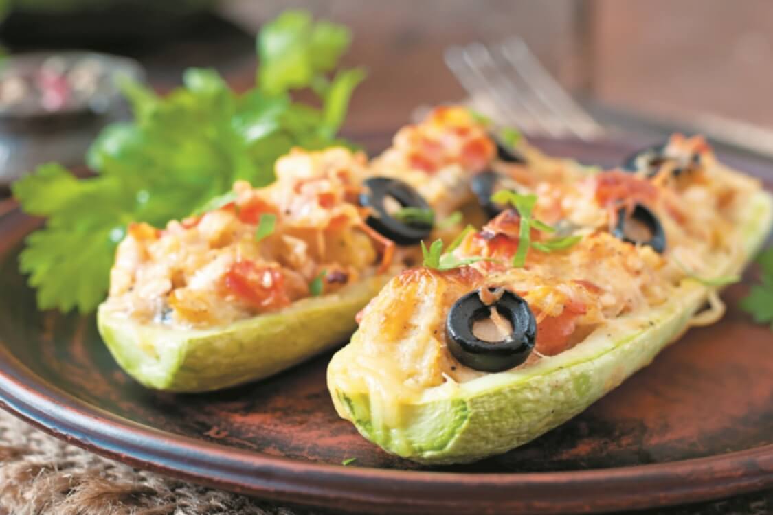 Courgette assada com frango: simples, prático… e delicioso!