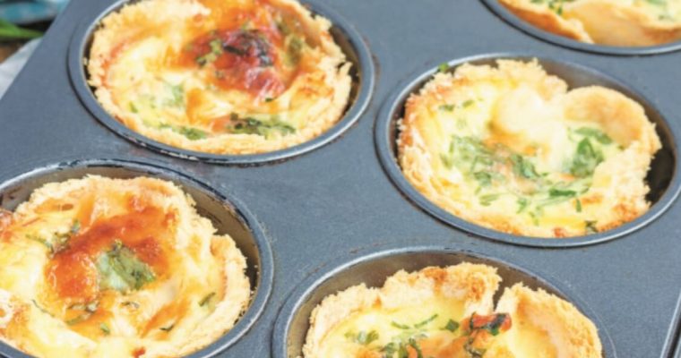 Mini quiches com bacon e pão de forma: para um lanche delicioso!