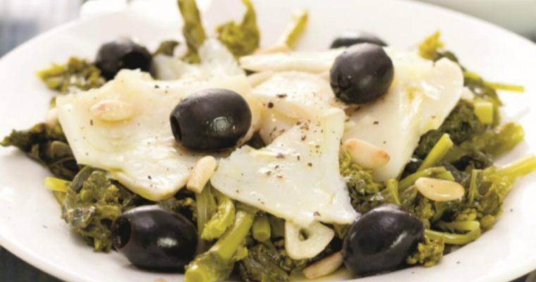 Grelos com bacalhau e pinhões, uma excelente ideia para o Natal!