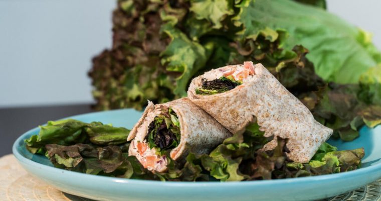 Wrap de frango à mediterrânea: para quem adora petiscos práticos!