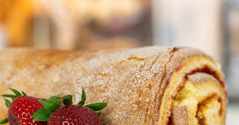 Esta torta de morango tem um sabor irresistível!