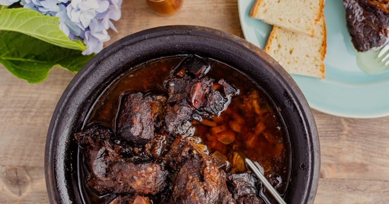 Alcatra, um prato ex-libris da cozinha tradicional da ilha Terceira!