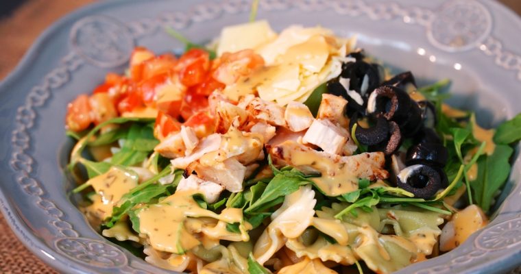 Salada de rúcula, pasta e frango: uma receita saudável!