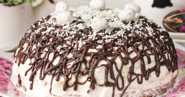 Bolo de farinha de aveia e nozes: que deliciosa opção para a Páscoa!