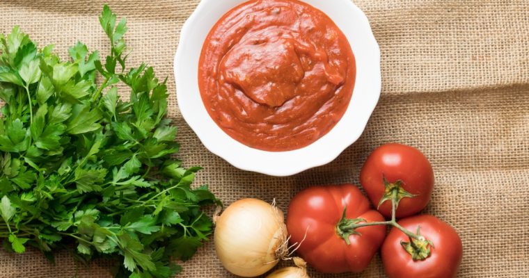 Molho de tomate caseiro: esta receita é tão fácil!