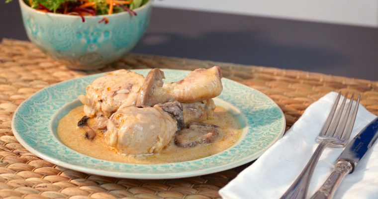 Perninhas de frango com molho de cogumelos: petisco para os santos!