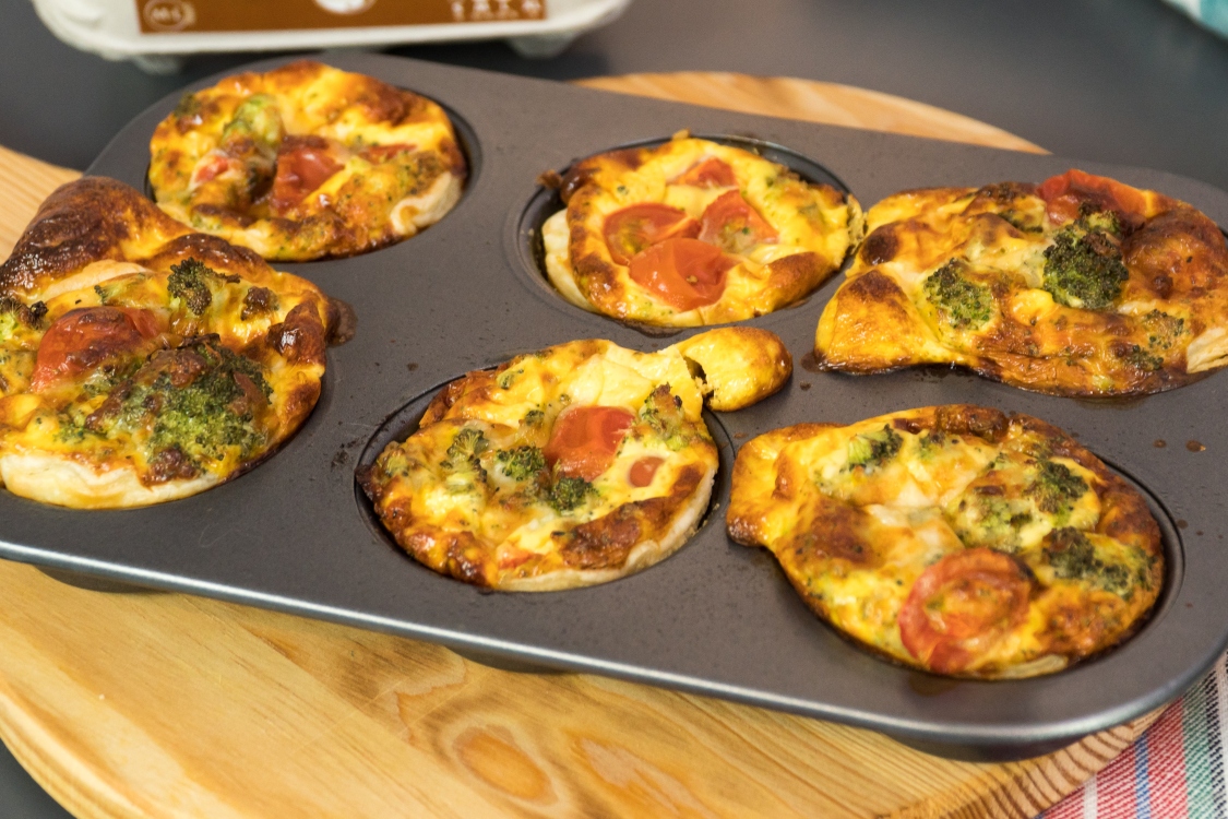 Mini quiches de brócolos e tomate cherry: um novo petisco para descobrir!