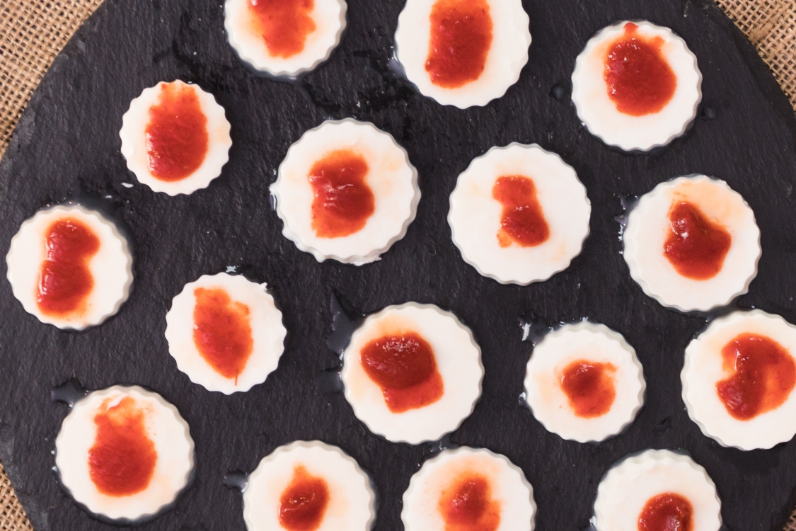 Queijo fresco com massa de pimentão à moda dos Açores: rico petisco!