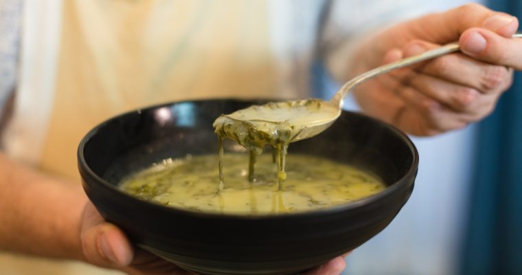 Caldo verde com batata-doce: uma entrada tradicional com uma inovação!