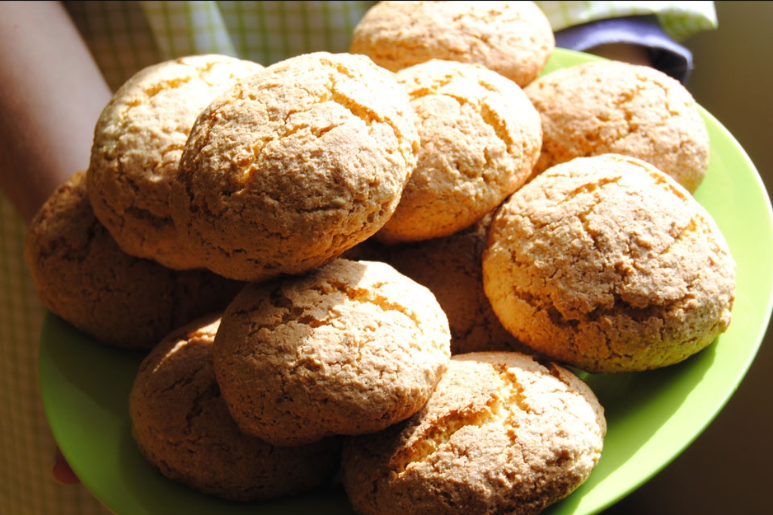 Quem ainda cumpre a tradição do pão por Deus?